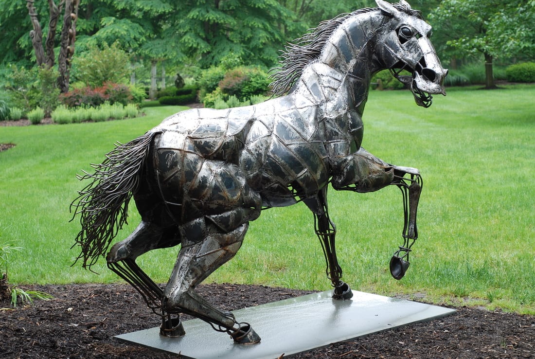 Chainsaw Carving of Horse