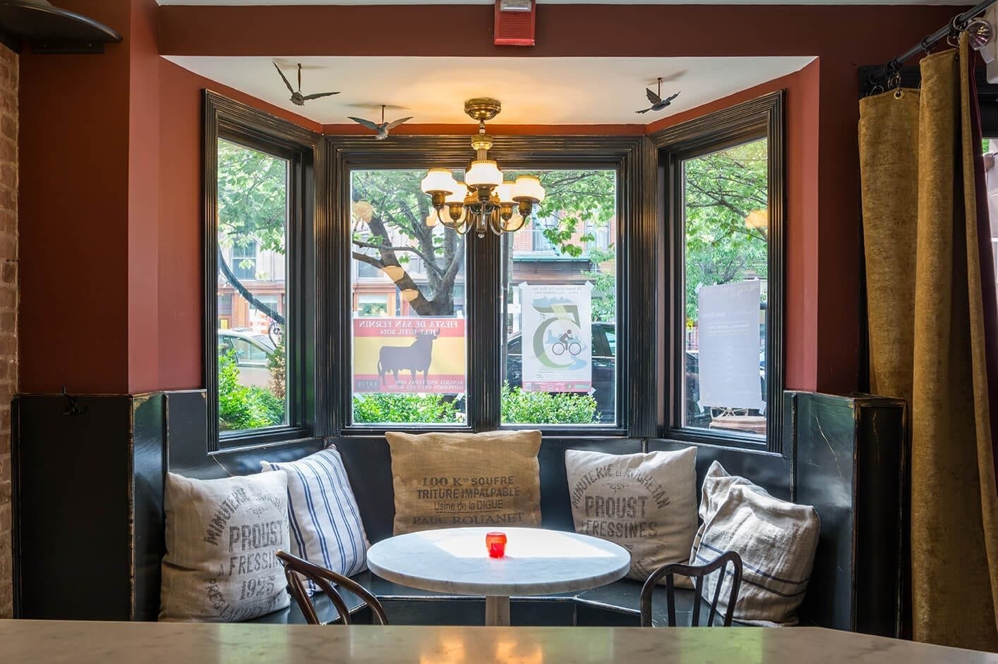 NJ Restaurants: Satis, Jersey City, Lounge