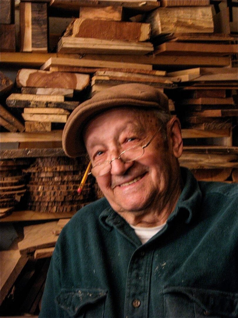 NJ Home and Garden-Birdhouse King