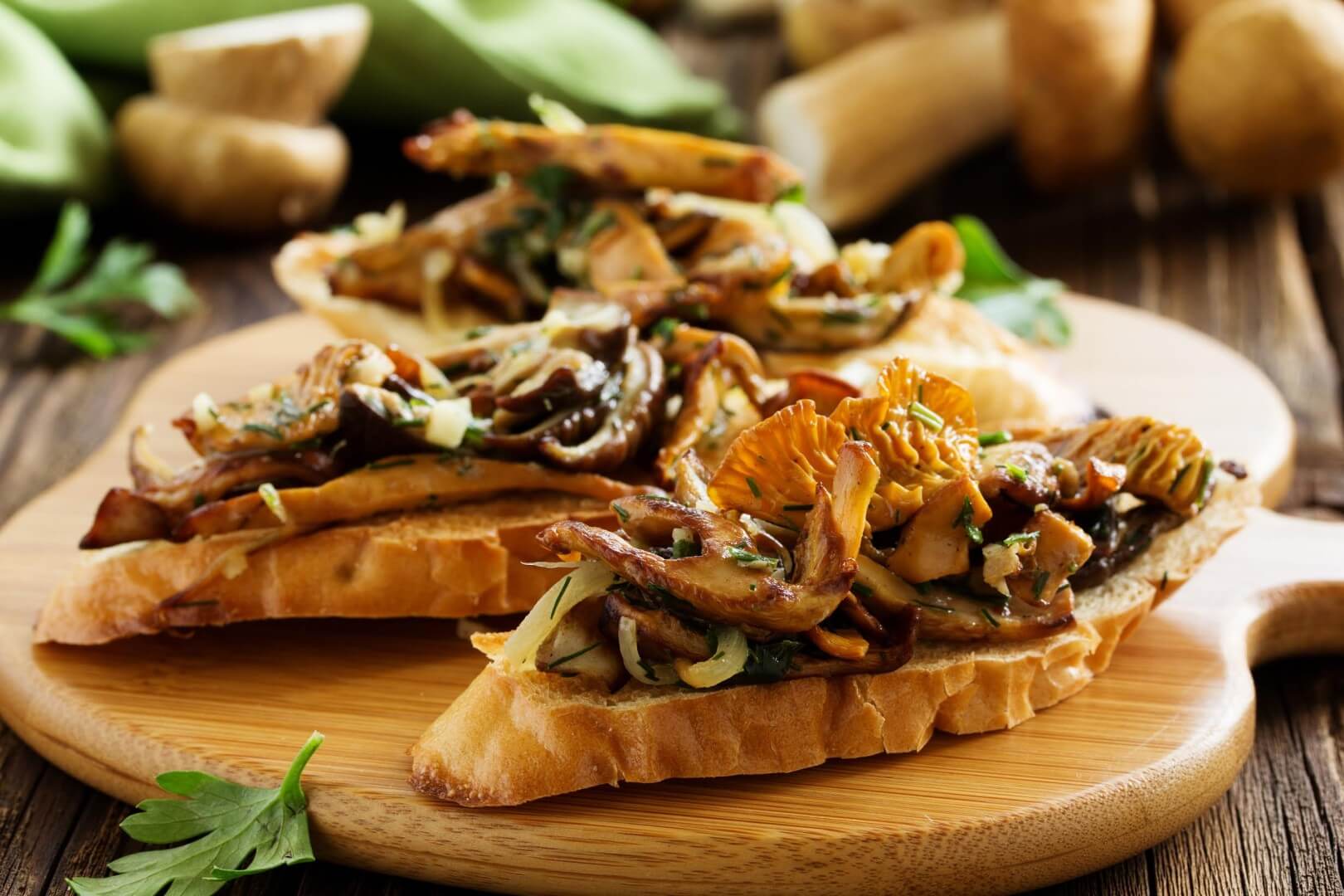 Spicy Lamb and Mushroom Crostini with Ginger Creme