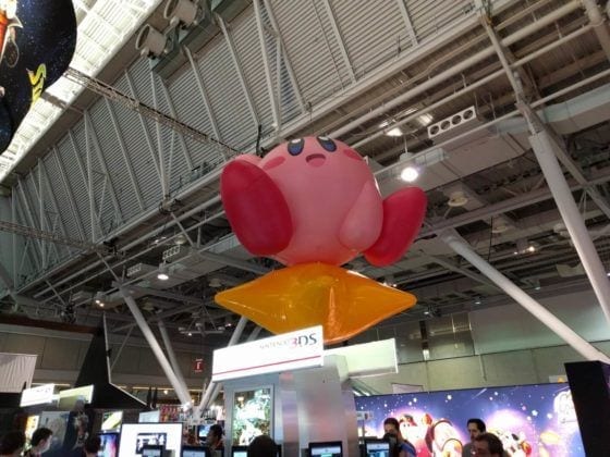 Kirby riding warp star