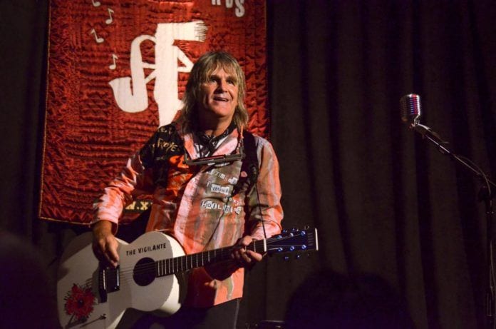 The Alarm's Mike Peters Brings the Spirit of '86 to Garwood