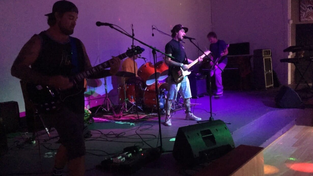 rock revival, house of booze