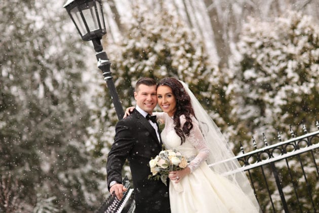 Gabelli Studio Couple in Snow
