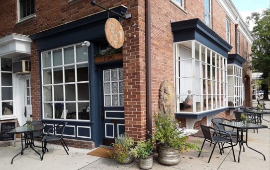 The Little Hen Exterior