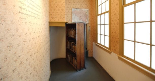 Anne Frank Museum Bookcase