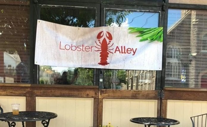 Lobster Alley Exterior & Outdoor Seating