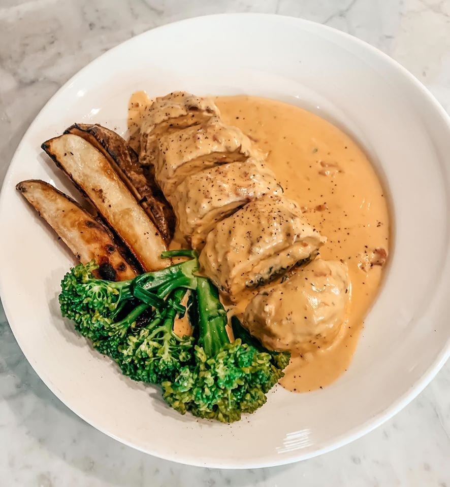 Cork and Crust Brings Italian & Mediterranean Meals to Harrington Park