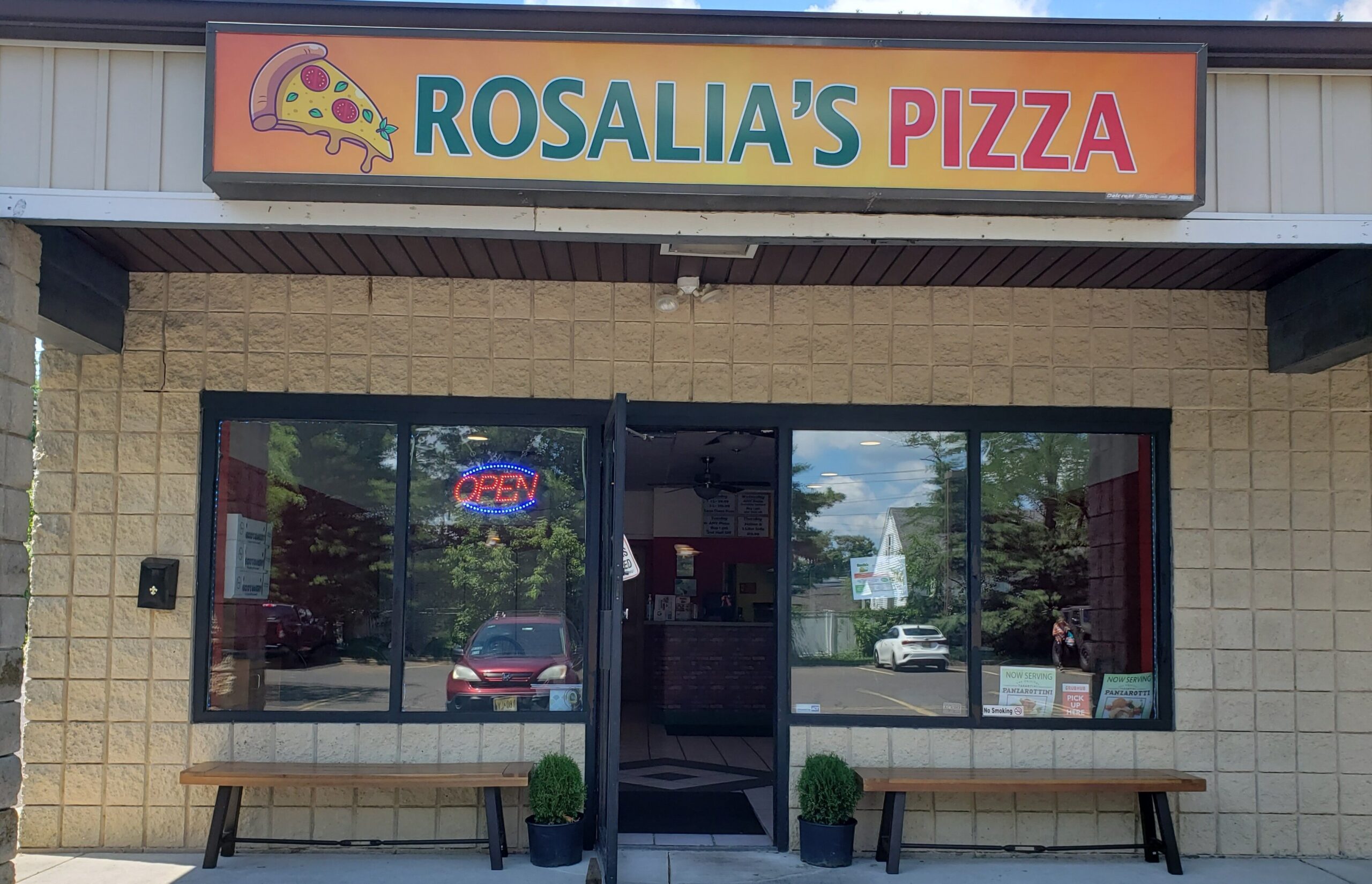 Rosalia's Pizza Exterior