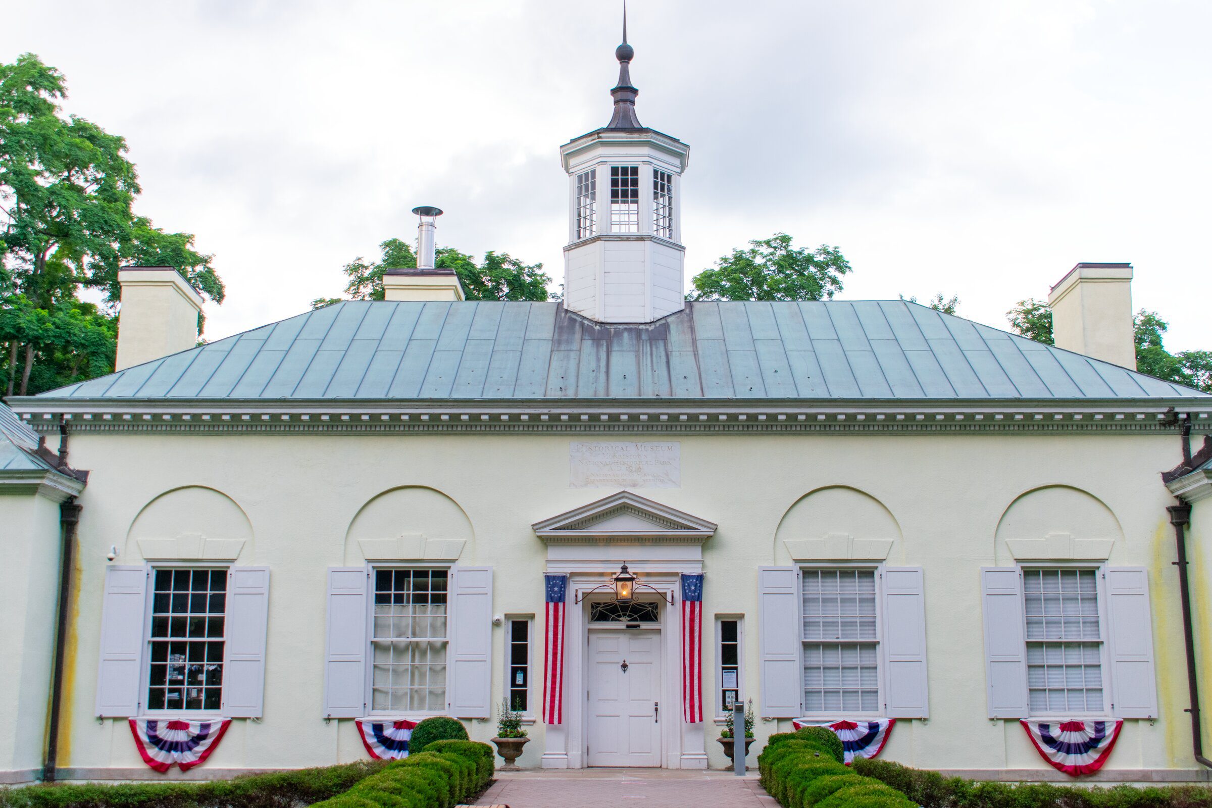 Washington's Headquarters Building Front Profile