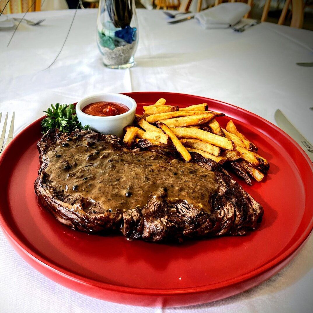 Ribeye Steak Au Poivre