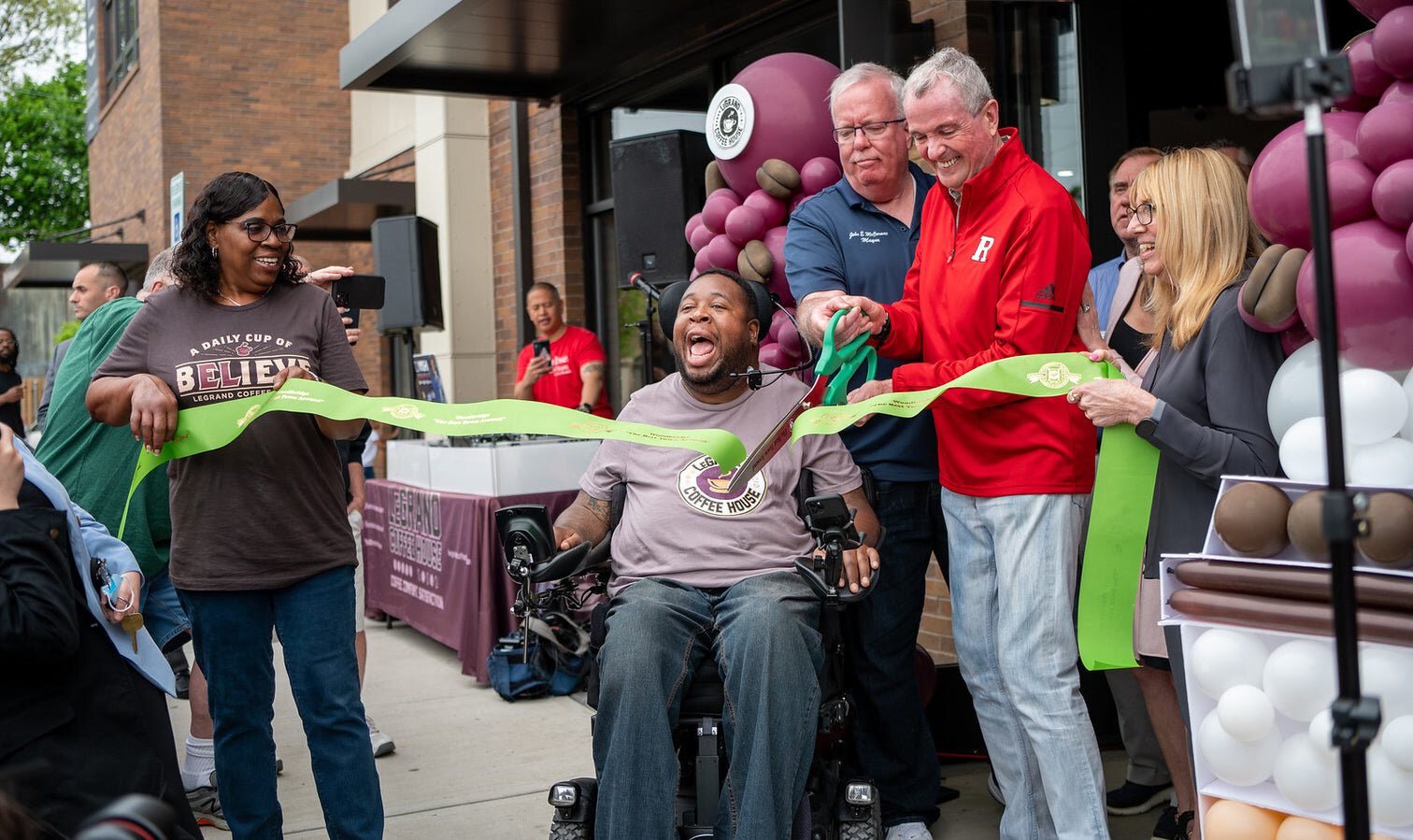 LeGrand Coffee House Ribbon Cutting