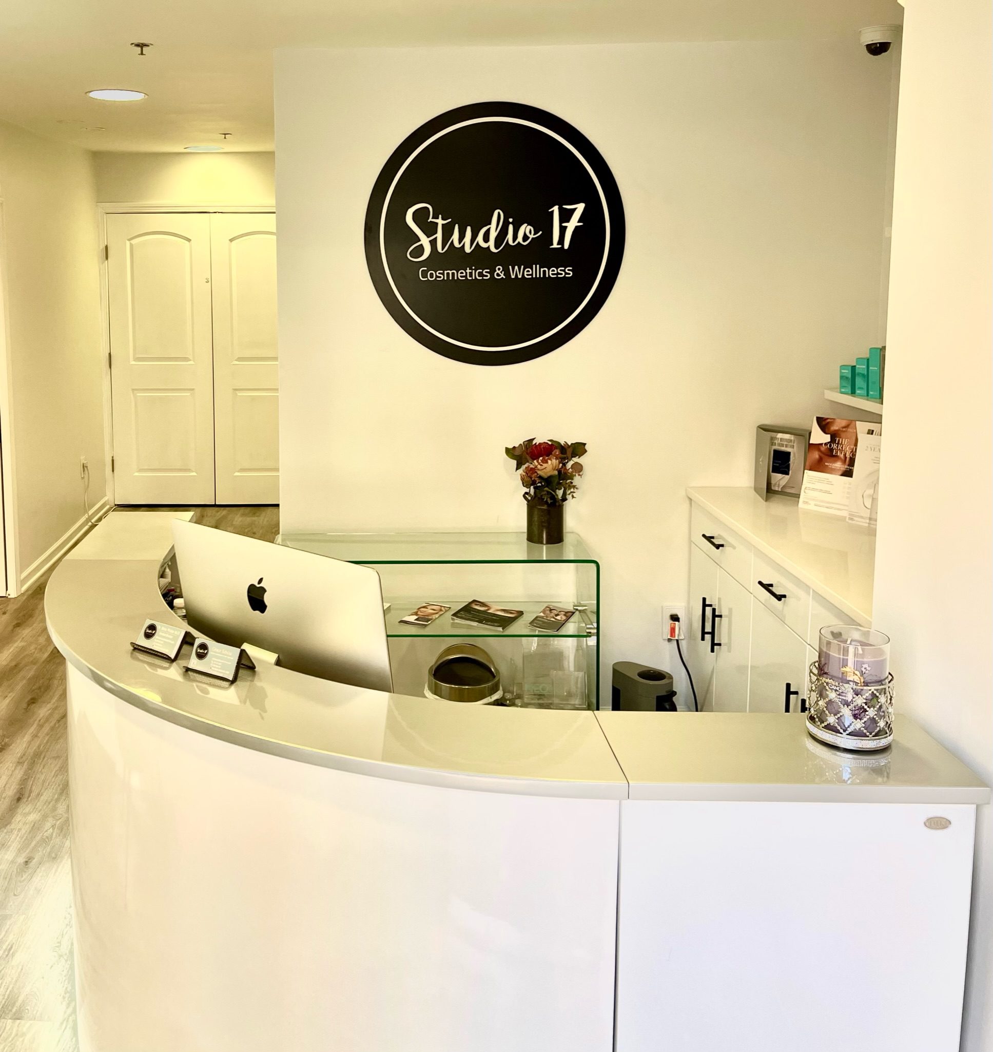 Studio 17 Cosmetics and Wellness Interior