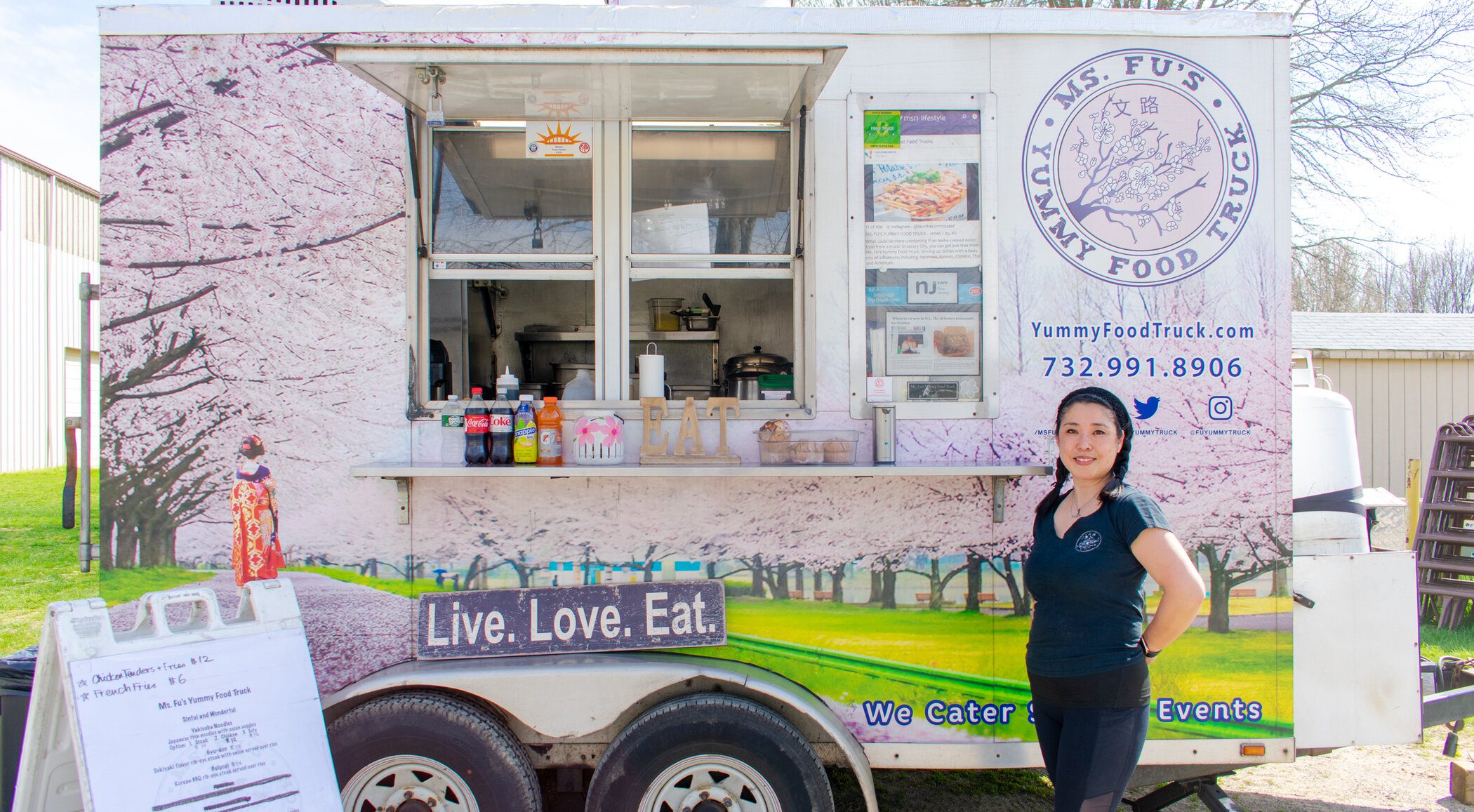 Ms. Fu's Yummy Food Truck