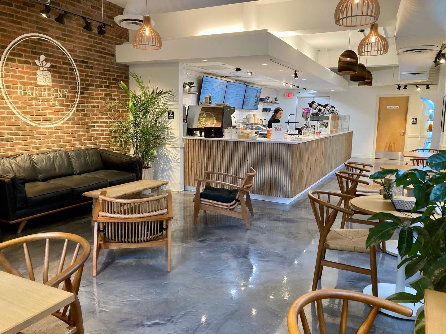 Harmony Juice Interior