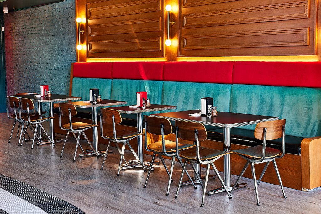 Killer Pies Interior