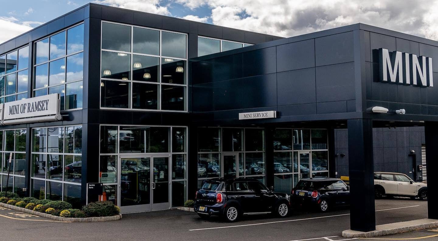 MINI of Ramsey Dealership