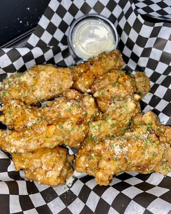 Garlic Parm Wings
