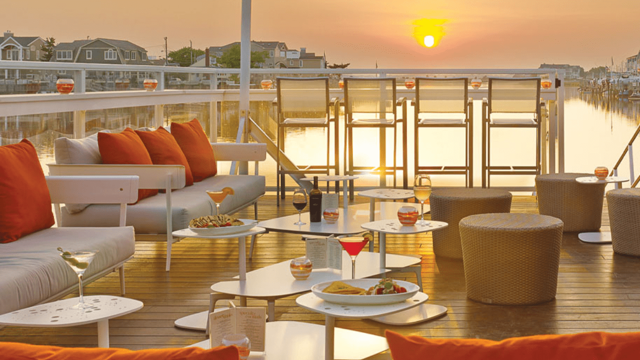 The Best Outdoor Bars in New Jersey 2025 - Photo from Water Star Grille