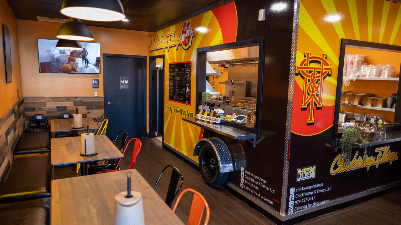 Chick Wings & Things Restaurant Interior