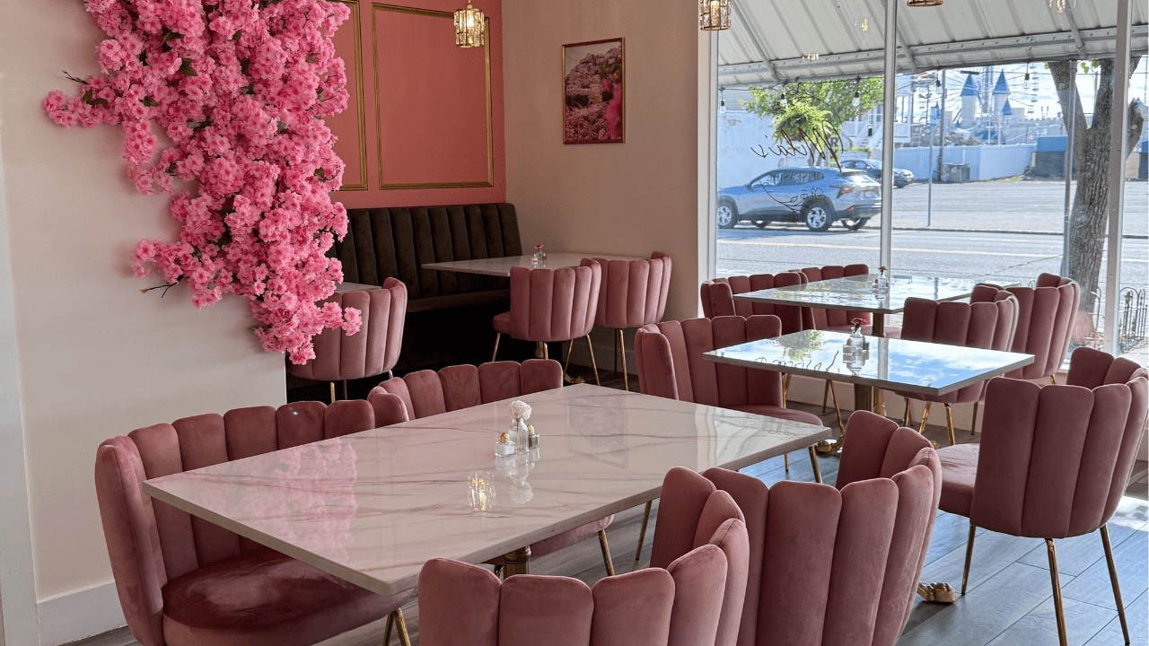 Mila's of Seaside Interior