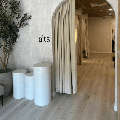 Entrance to Changing room