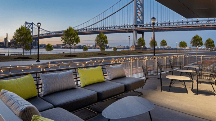 South Jersey Outdoor Dining at Water Street Grill