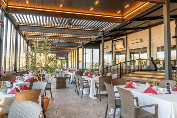 Patio Dining at Carlucci's Waterfront