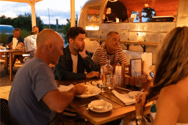 Mud City Crab House Patio Dining